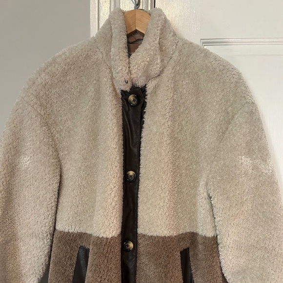 Baum und Pferdgarten Daffy Faux Fur Colorblock Coat -Silver Birch Mix Size Small - Picture 9 of 9